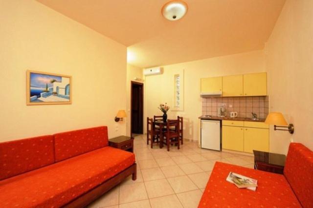 Maria Lambis Aparthotel Stalida Bagian luar foto