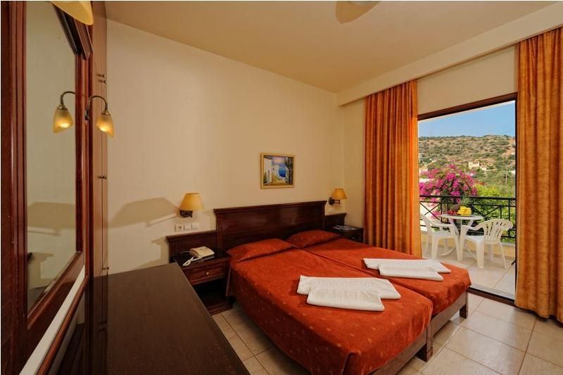 Maria Lambis Aparthotel Stalida Bagian luar foto